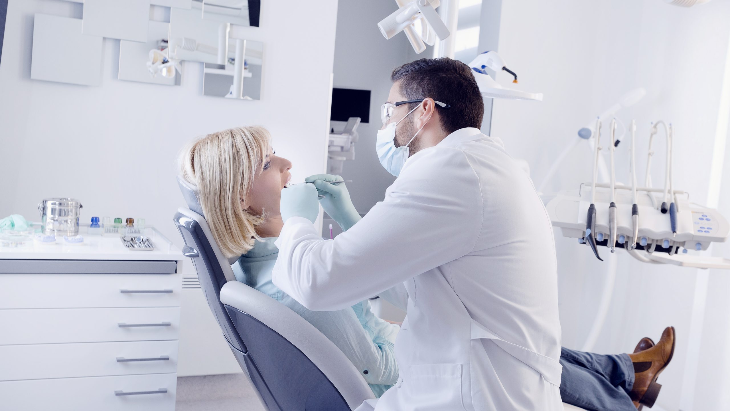 Dentist in Roaring River, NC